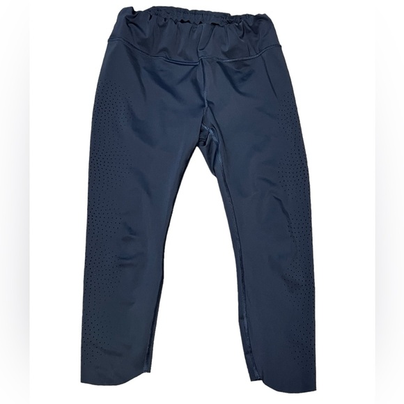 Athleta Velocity Laser Cut Capri Leggings Black Size Small - Picture 5 of 7